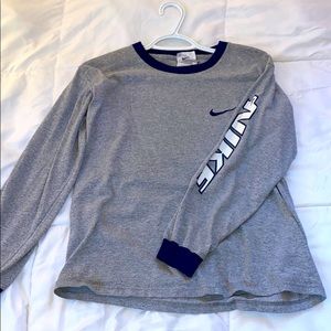 Vintage Nike Long sleeve!💙